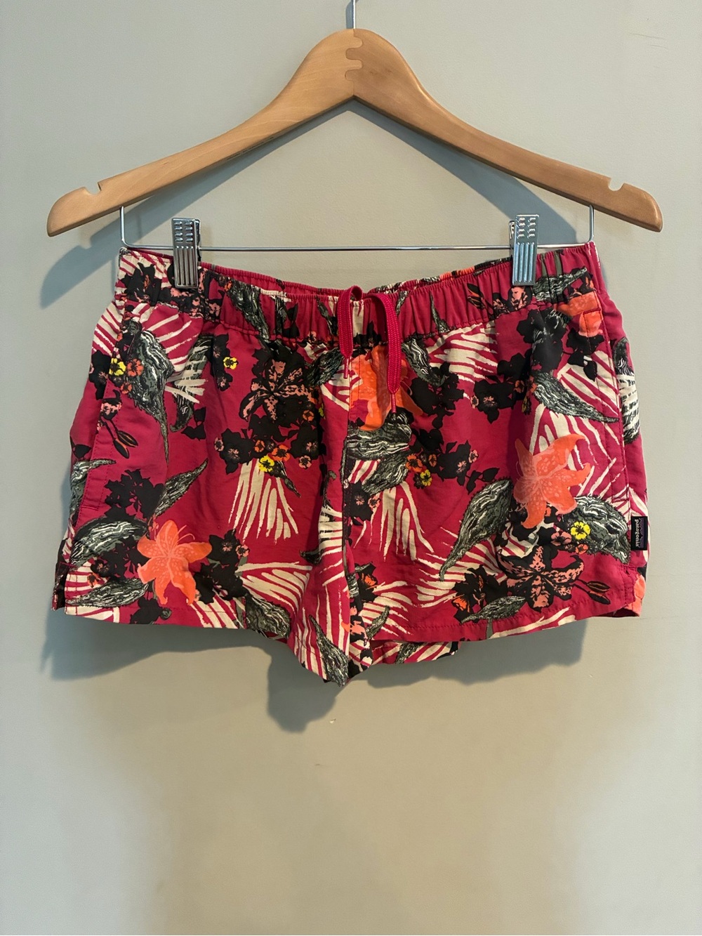Patagonia Women's barely baggies Drawstring Shorts